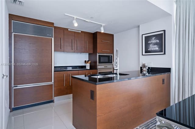 485 Brickell Ave # 3904, Miami FL 33131 - Miami, FL - Photo 5