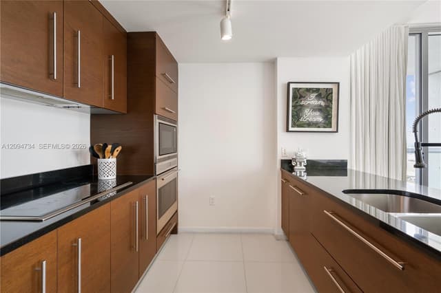 485 Brickell Ave # 3904, Miami FL 33131 - Miami, FL - Photo 4