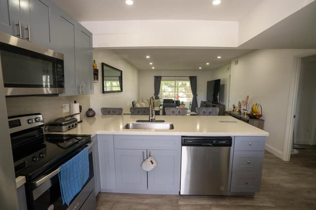 7605 NW 4TH Place # 206, Margate FL 33063 - Margate, FL - Photo 2