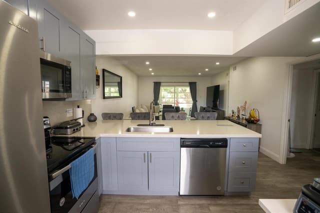7605 NW 4TH Place # 206, Margate FL 33063 - Margate, FL - Photo 3