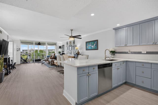2901 S Palm Aire Drive # 610, Pompano Beach FL 33069 - Pompano Beach, FL - Photo 3