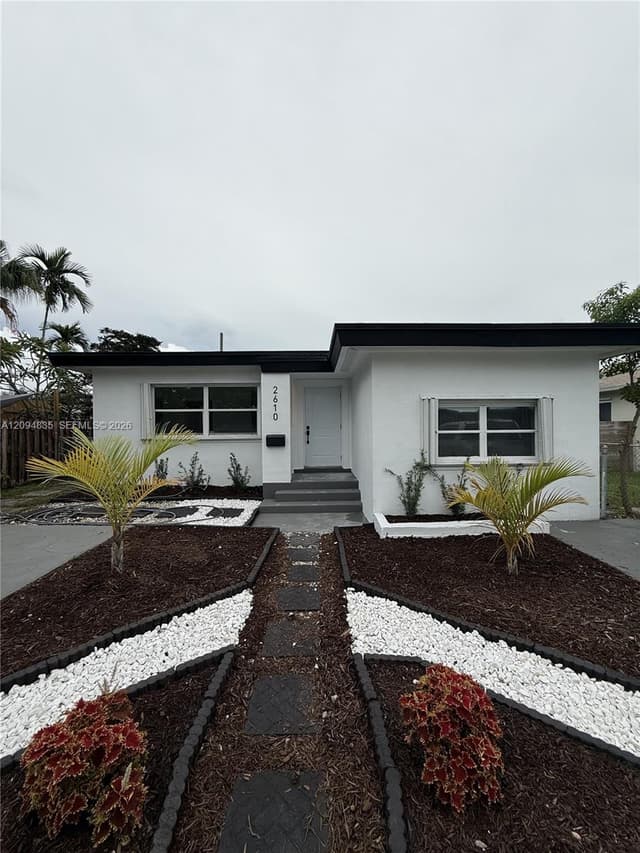 2610 Pierce St, Hollywood FL 33020 - Hollywood, FL - Photo 2