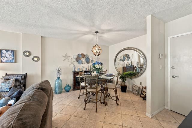 322 BUCHANAN Street # 809, Hollywood FL 33019 - Hollywood, FL - Photo 7