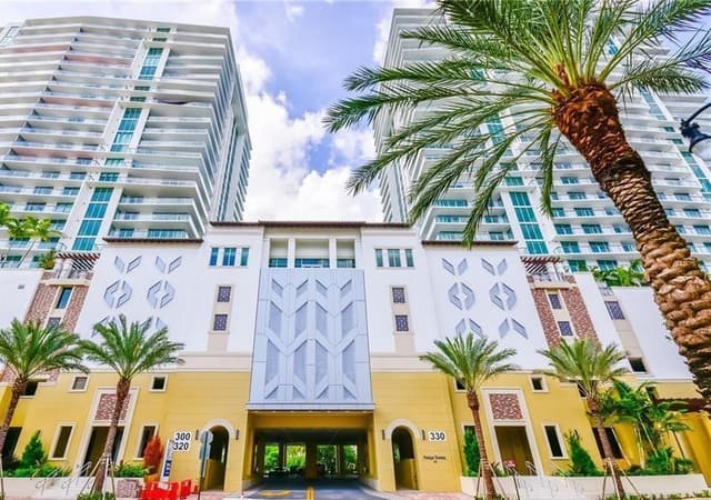 330 Sunny Isles Boulevard # 803, Sunny Isles Beach FL 33160 - Sunny Isles Beach, FL - Photo 2