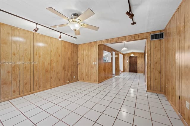3711 SW 39th Ave, West Park FL 33023 - West Park, FL - Photo 7
