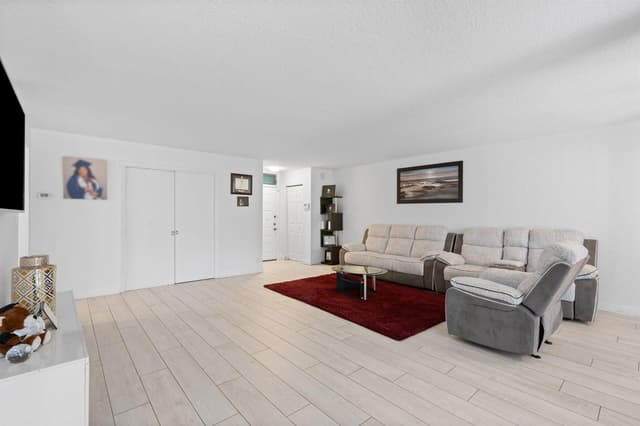 9592 SW 1st Court # F, Coral Springs FL 33071 - Coral Springs, FL - Photo 4