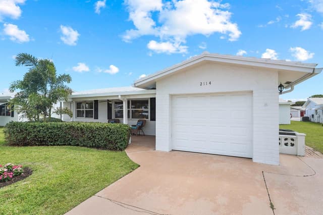 2114 SW 13th Place, Boynton Beach FL 33426 - Boynton Beach, FL - Photo 5
