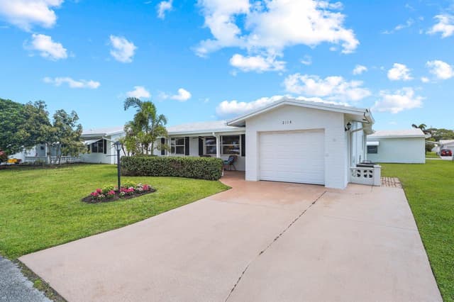 2114 SW 13th Place, Boynton Beach FL 33426 - Boynton Beach, FL - Photo 4