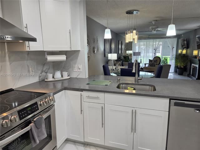7205 NW 4th Pl # 106, Margate FL 33063 - Margate, FL - Photo 4