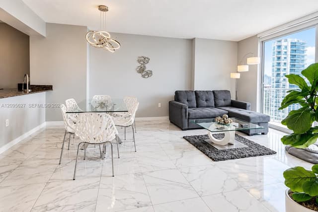 1200 Brickell Bay Dr, Miami FL 33131 - Miami, FL - Photo 6