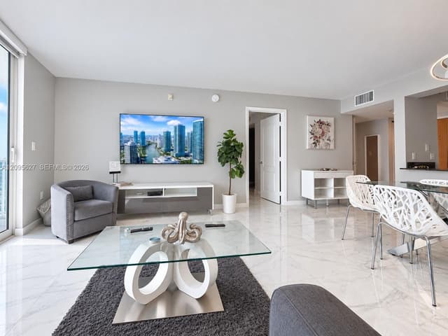 1200 Brickell Bay Dr, Miami FL 33131 - Miami, FL - Photo 7