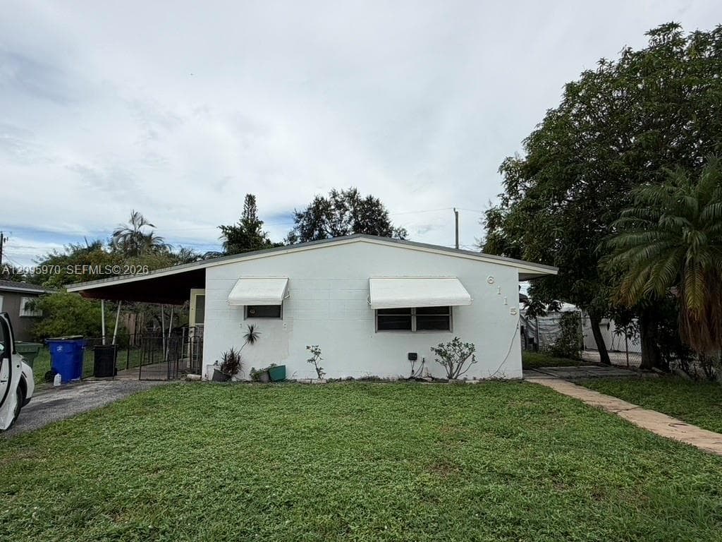 6115 SW 2nd St, Margate FL 33068 - Margate, FL - Photo 1