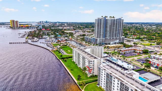 301 LAKE SHORE Drive # 201, Lake Park FL 33403 - Lake Park, FL - Photo 2