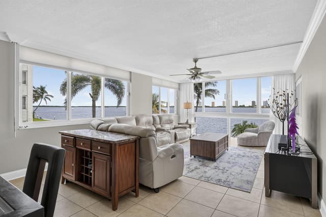 301 LAKE SHORE Drive # 201, Lake Park FL 33403 - Lake Park, FL - Photo 6