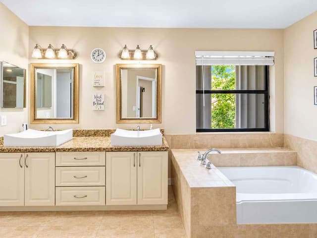 1431 SW 87TH Way, Pembroke Pines FL 33025 - Pembroke Pines, FL - Photo 7