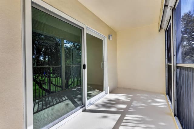 12800 SW 7th Court # 307G, Pembroke Pines FL 33027 - Pembroke Pines, FL - Photo 5