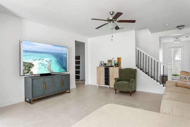 4511 E AQUA BELLA Lane, Dania Beach FL 33312 - Dania Beach, FL - Photo 5
