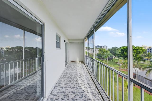 4700 Washington St # 502, Hollywood FL 33021 - Hollywood, FL - Photo 5