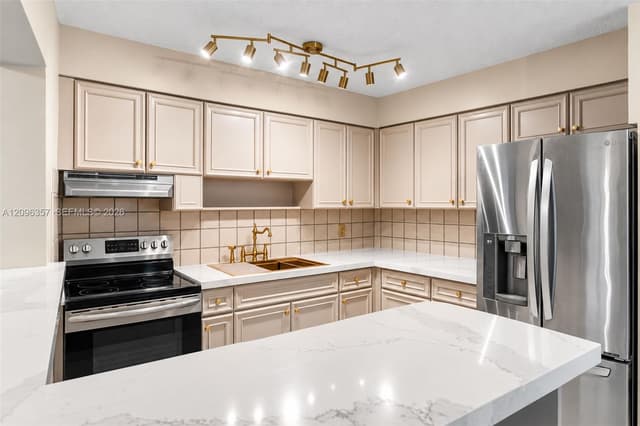 1459 42nd St, West Palm Beach FL 33407 - West Palm Beach, FL - Photo 2