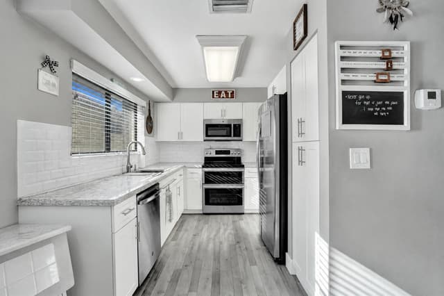 9361 NW 18TH Drive, Plantation FL 33322 - Plantation, FL - Photo 7
