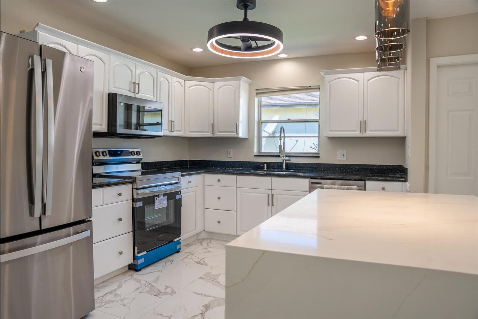20848 CONCORD GREEN Drive W, Boca Raton FL 33433 - Boca Raton, FL - Photo 1