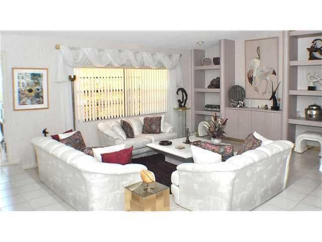 10254 S CROSSWIND Road S # 10254, Boca Raton FL 33498 - Boca Raton, FL - Photo 4