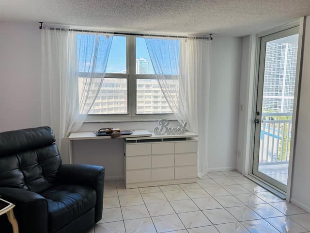 1849 S OCEAN Drive # 1105, Hallandale Beach FL 33009 - Hallandale Beach, FL - Photo 4