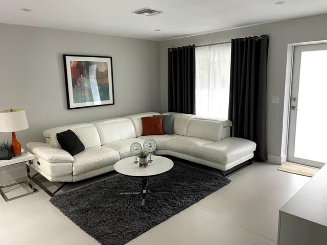 1400 NE 23RD Street, Wilton Manors FL 33305 - Wilton Manors, FL - Photo 2