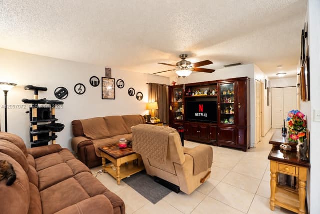 4601 SW 137th Ct, Miami FL 33175 - Miami, FL - Photo 2