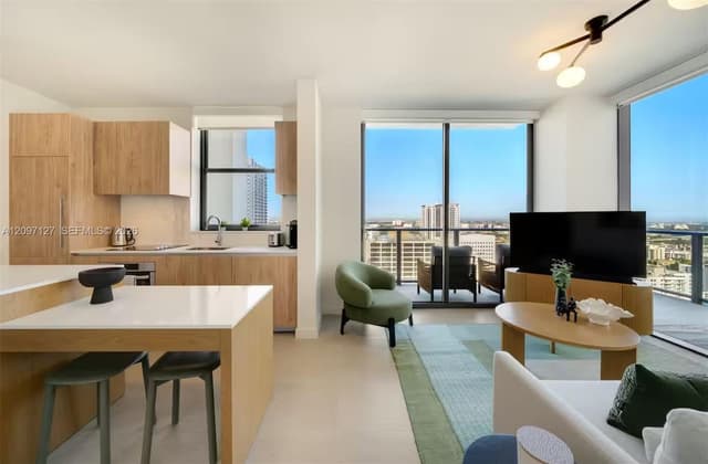11 NE 6th St # 3214, Miami FL 33132 - Miami, FL - Photo 2