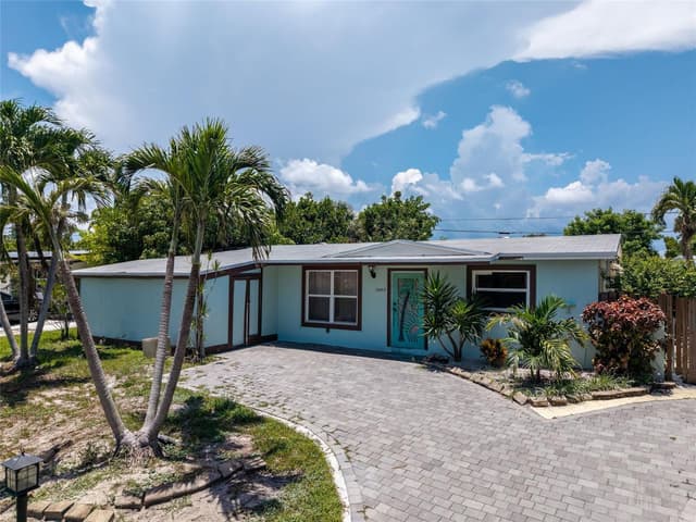 12053 Colony Avenue, Palm Beach Gardens FL 33410 - Palm Beach Gardens, FL - Photo 2