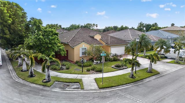 14639 SW 159th Pl, Miami FL 33196 - Miami, FL - Photo 2