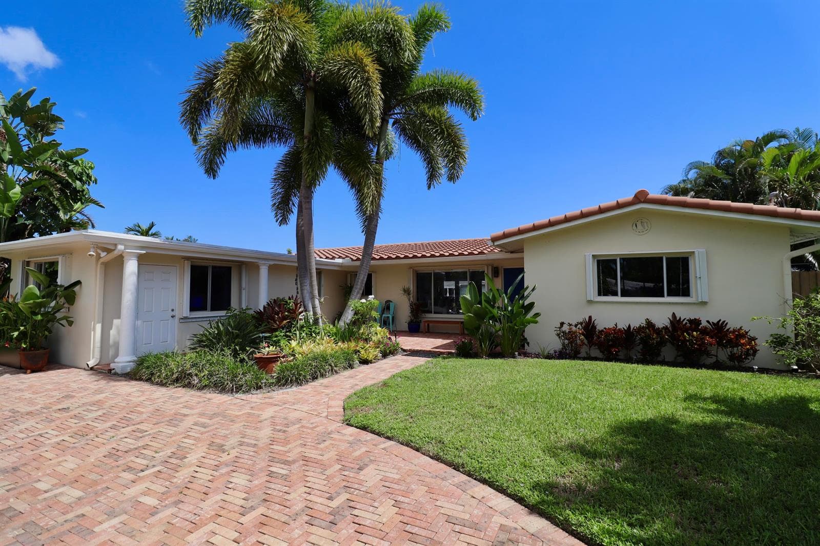 2208 NE 19TH Avenue, Wilton Manors FL 33305 - Wilton Manors, FL - Photo 1