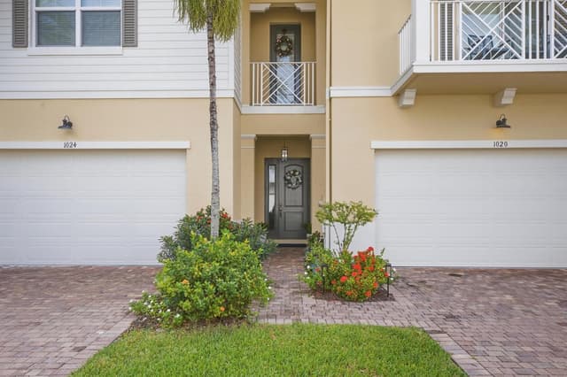 1020 PICCADILLY Street, Palm Beach Gardens FL 33418 - Palm Beach Gardens, FL - Photo 2