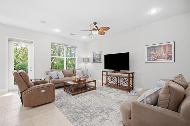 1020 PICCADILLY Street, Palm Beach Gardens FL 33418 - Palm Beach Gardens, FL - Photo 5