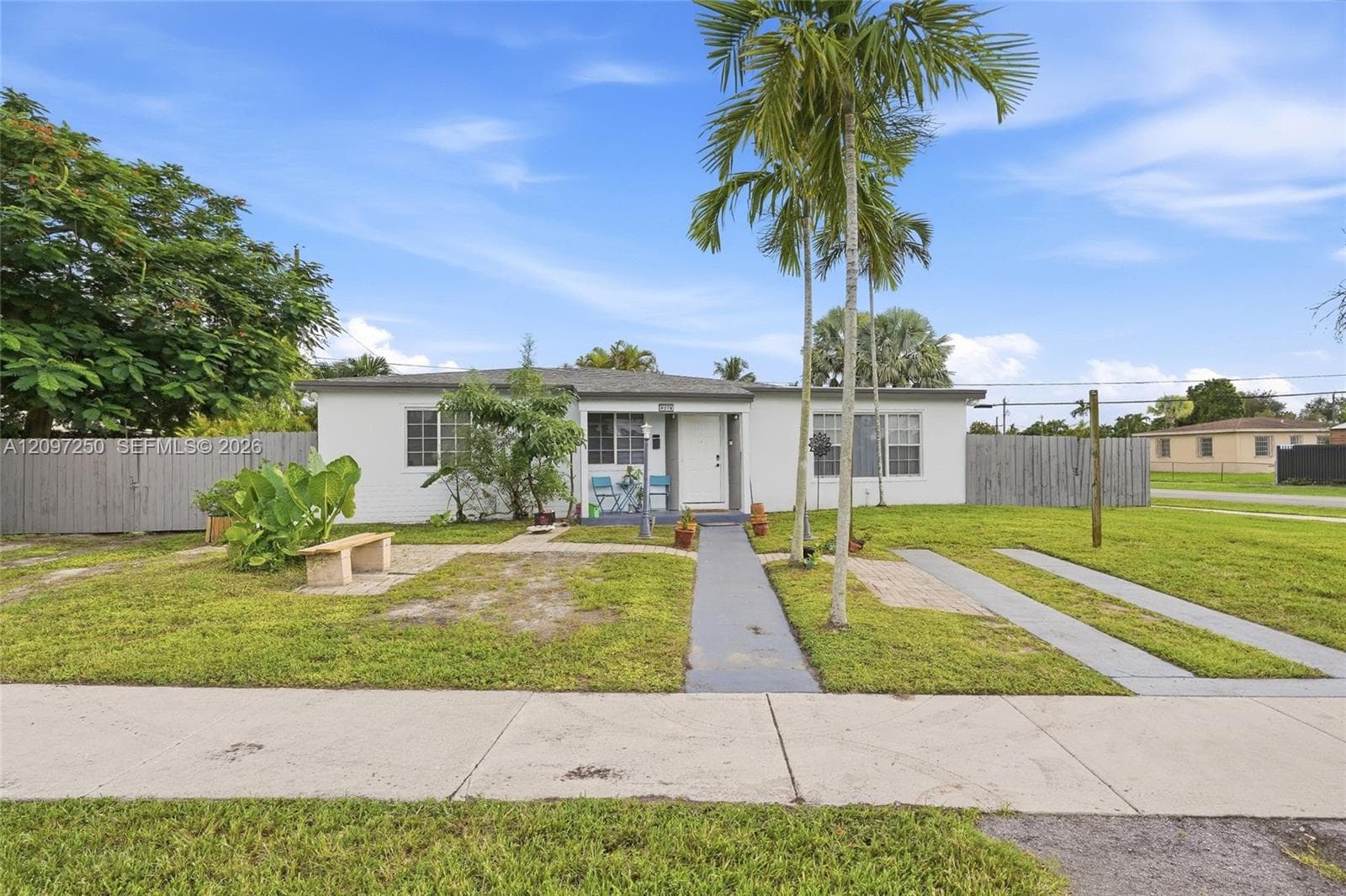 9270 SW 43rd St, Miami FL 33165