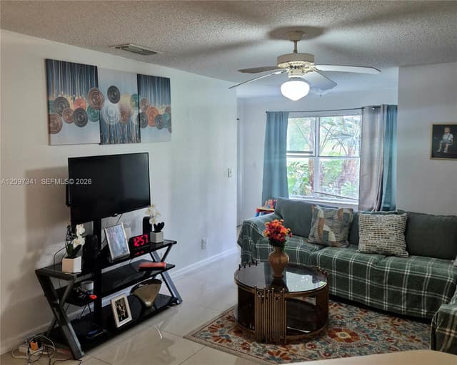 3370 N Pinewalk Dr N # 1216, Margate FL 33063 - Margate, FL - Photo 5