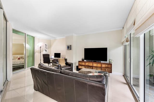 411 N New River Drive E # 401, Fort Lauderdale FL 33301 - Fort Lauderdale, FL - Photo 4