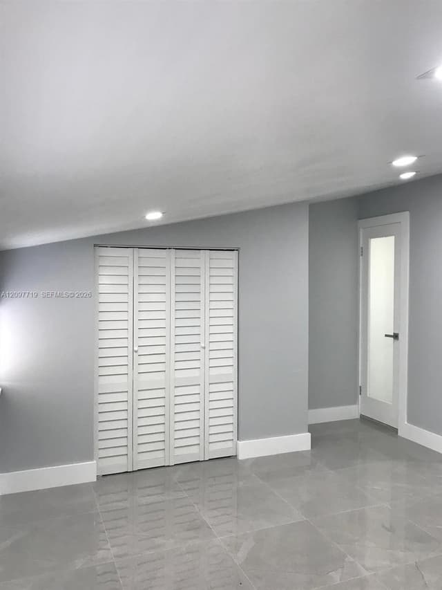10450 SW 42nd Ter, Miami FL 33165 - Miami, FL - Photo 3