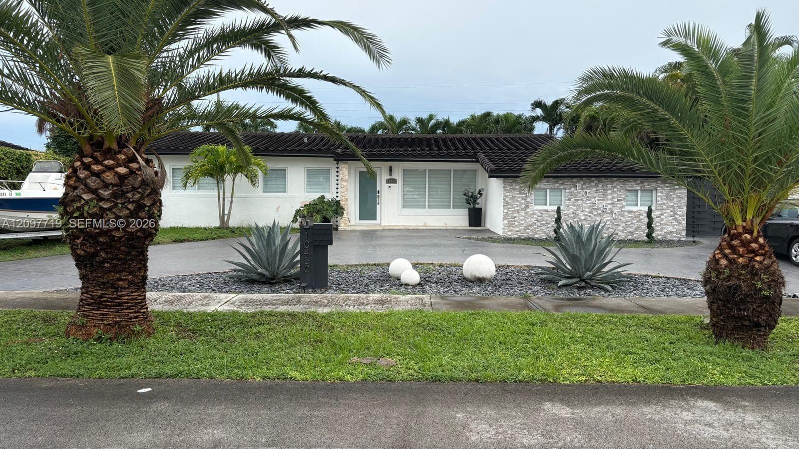 10450 SW 42nd Ter, Miami FL 33165 - Miami, FL - Photo 1