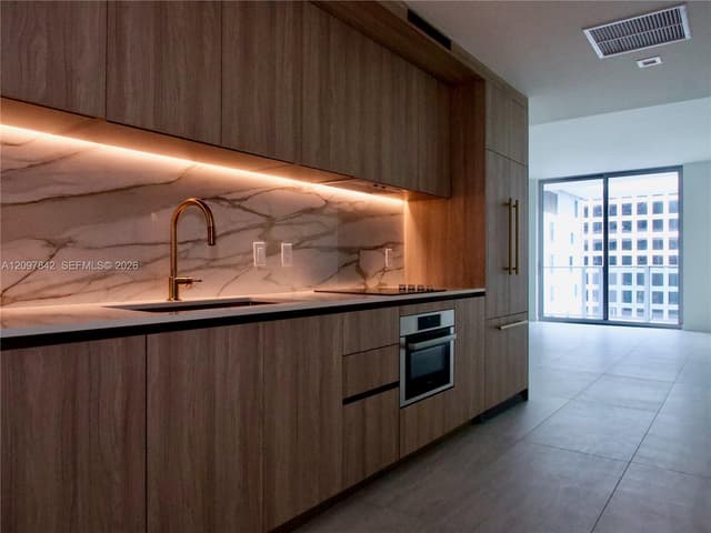 77 SE 5th Street # 4014, Miami FL 33131 - Miami, FL - Photo 7