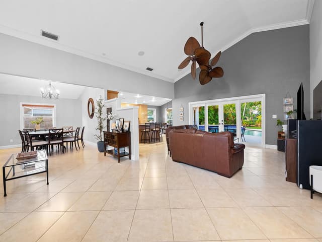 875 NW 83rd Drive, Coral Springs FL 33071 - Coral Springs, FL - Photo 3