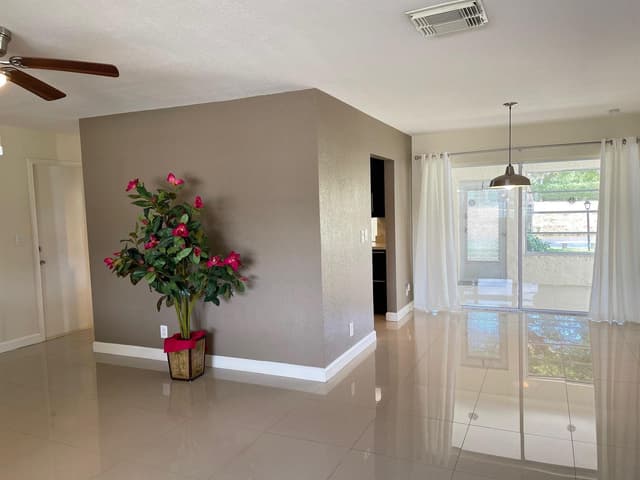 1304 SW 15TH Street, Boynton Beach FL 33426 - Boynton Beach, FL - Photo 6