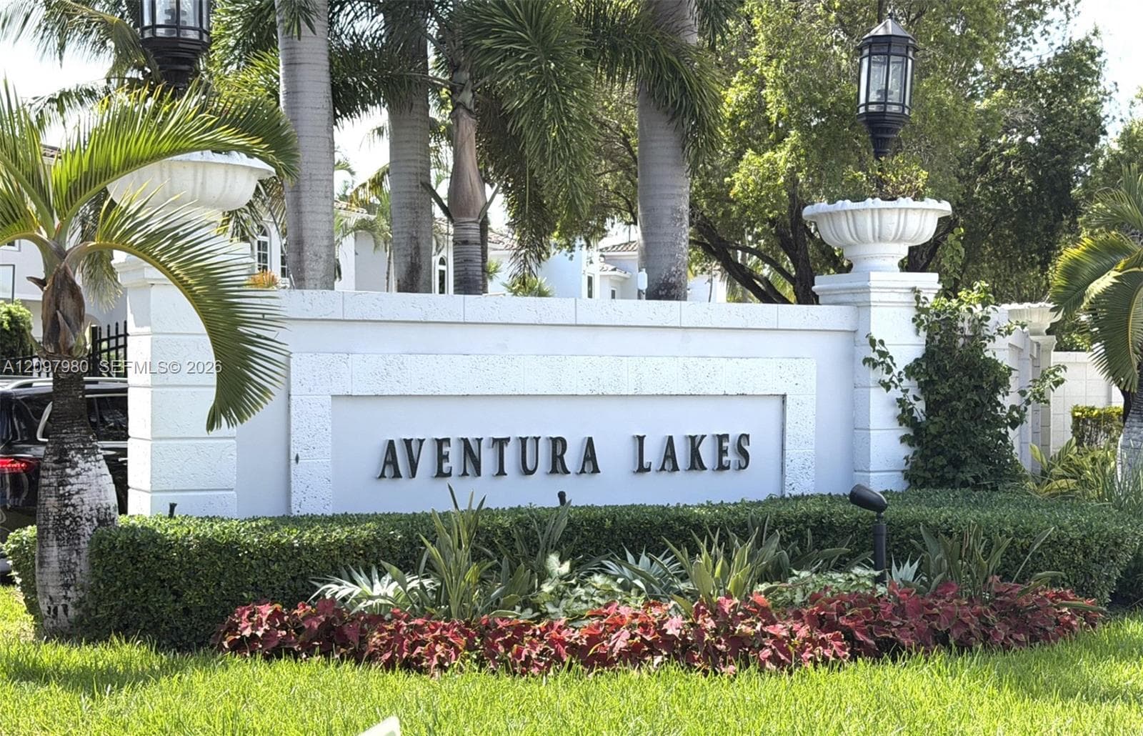 3191 NE 211th Ter, Aventura FL 33180 - Aventura, FL - Photo 1