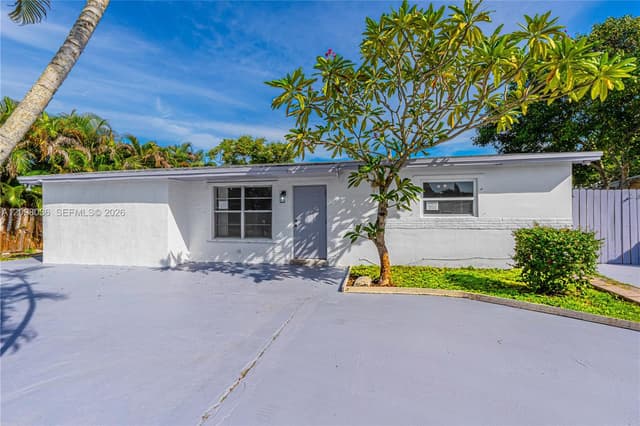 6511 Pierce St, Hollywood FL 33024 - Hollywood, FL - Photo 2
