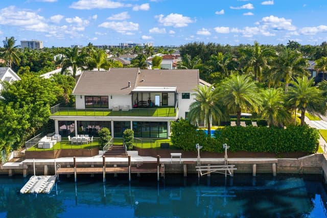 737 NE Boca Bay Colony Drive, Boca Raton FL 33487 - Boca Raton, FL - Photo 2