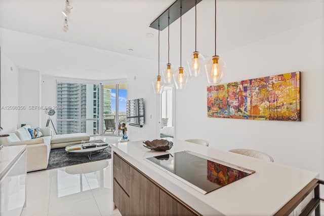 851 NE 1st Ave # 3707, Miami FL 33132 - Miami, FL - Photo 5