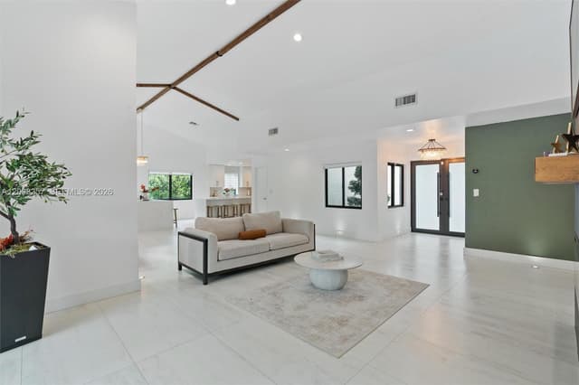 11020 NW 5th Ct, Coral Springs FL 33071 - Coral Springs, FL - Photo 7