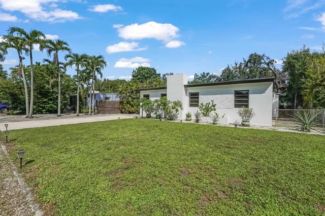 1717 SW 14TH Street, Fort Lauderdale FL 33312 - Fort Lauderdale, FL - Photo 3