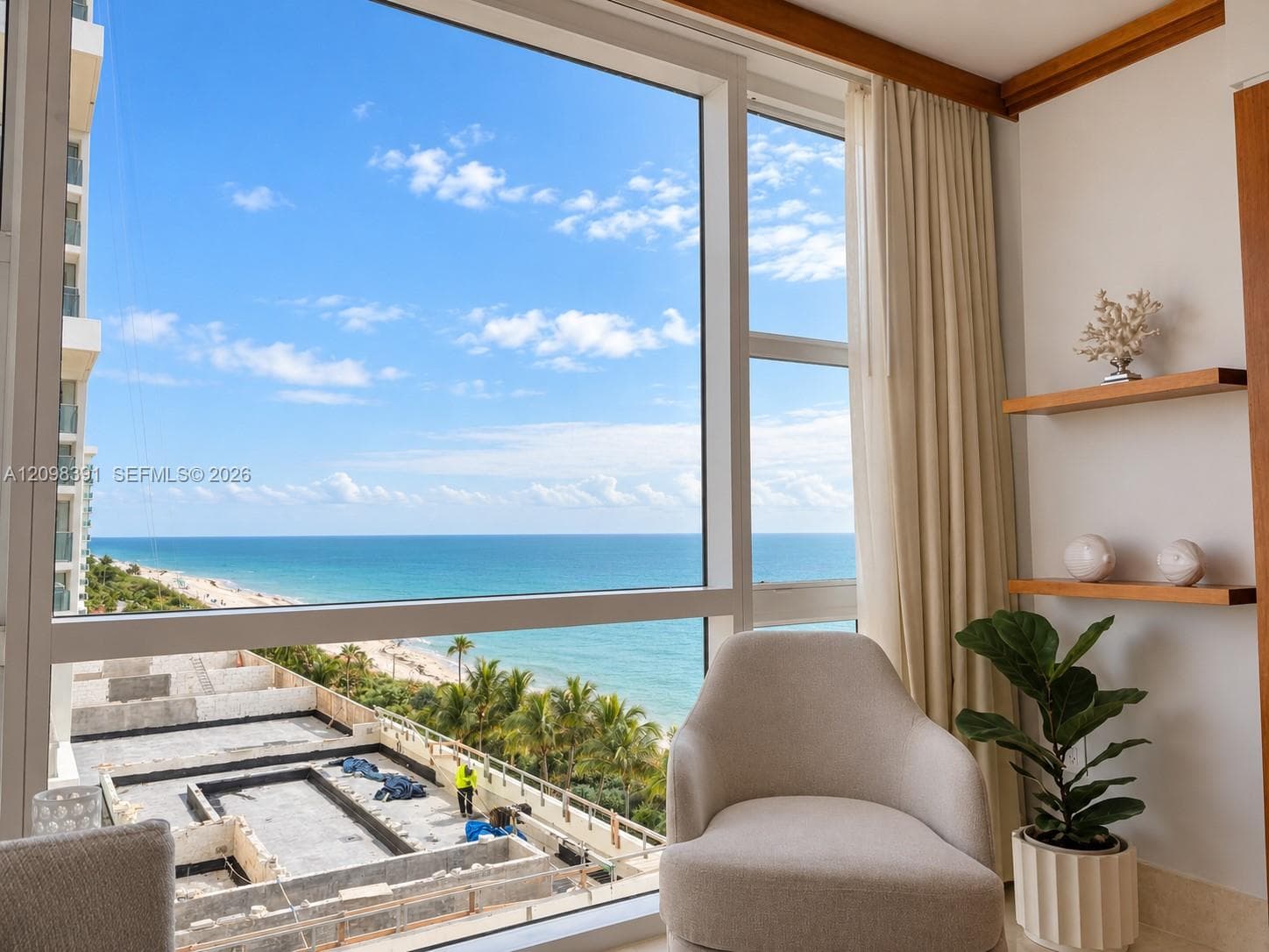 6801 Collins Ave # 802, Miami Beach FL 33141